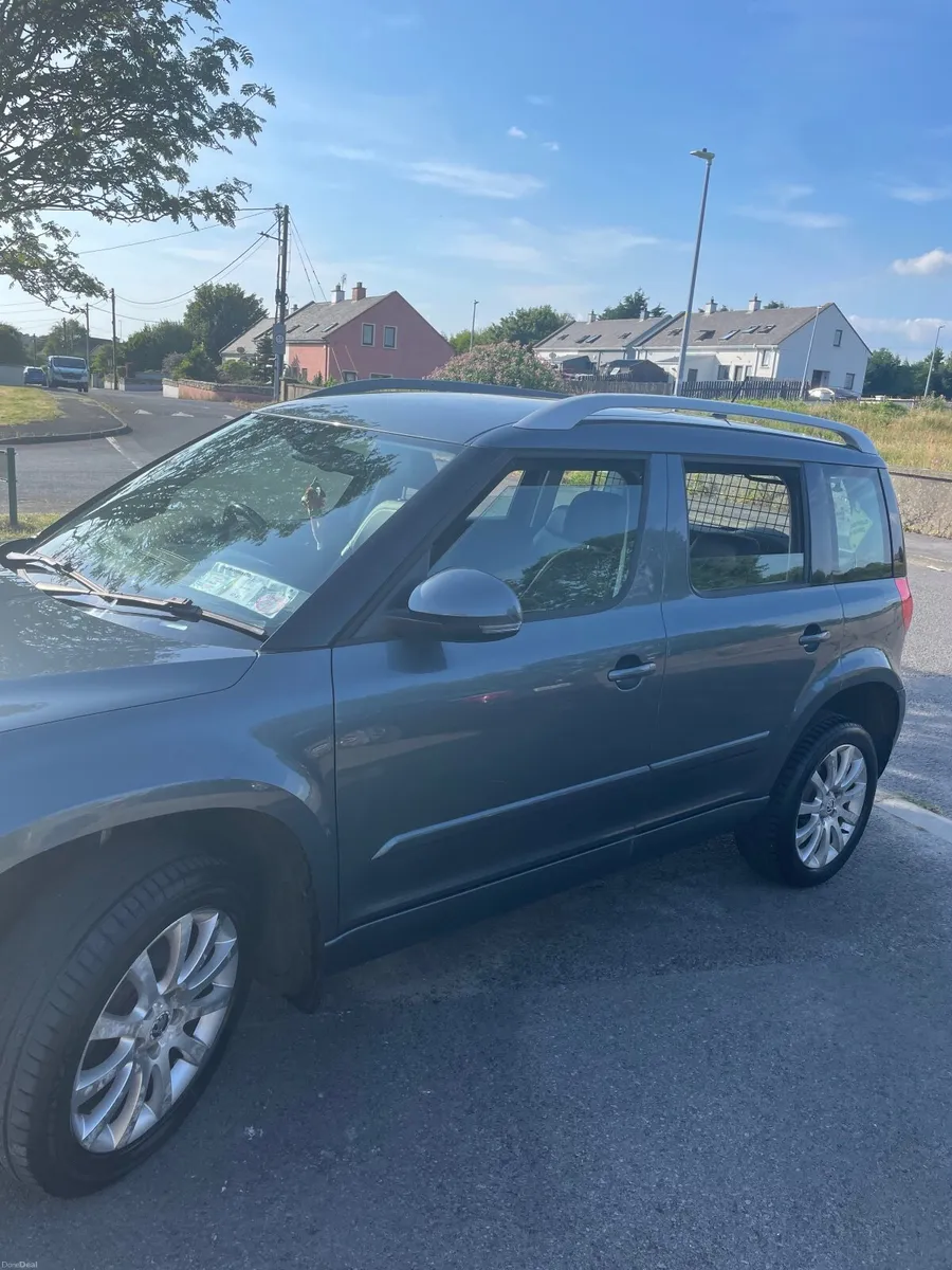 Skoda Yeti 2015 - Image 2