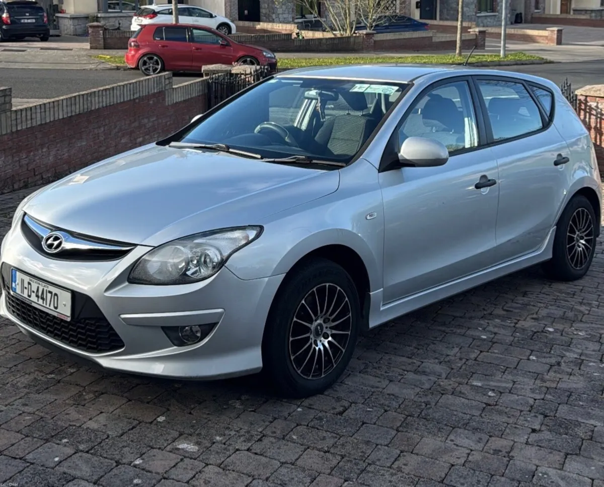 Hyundai i30 2011 - Image 1