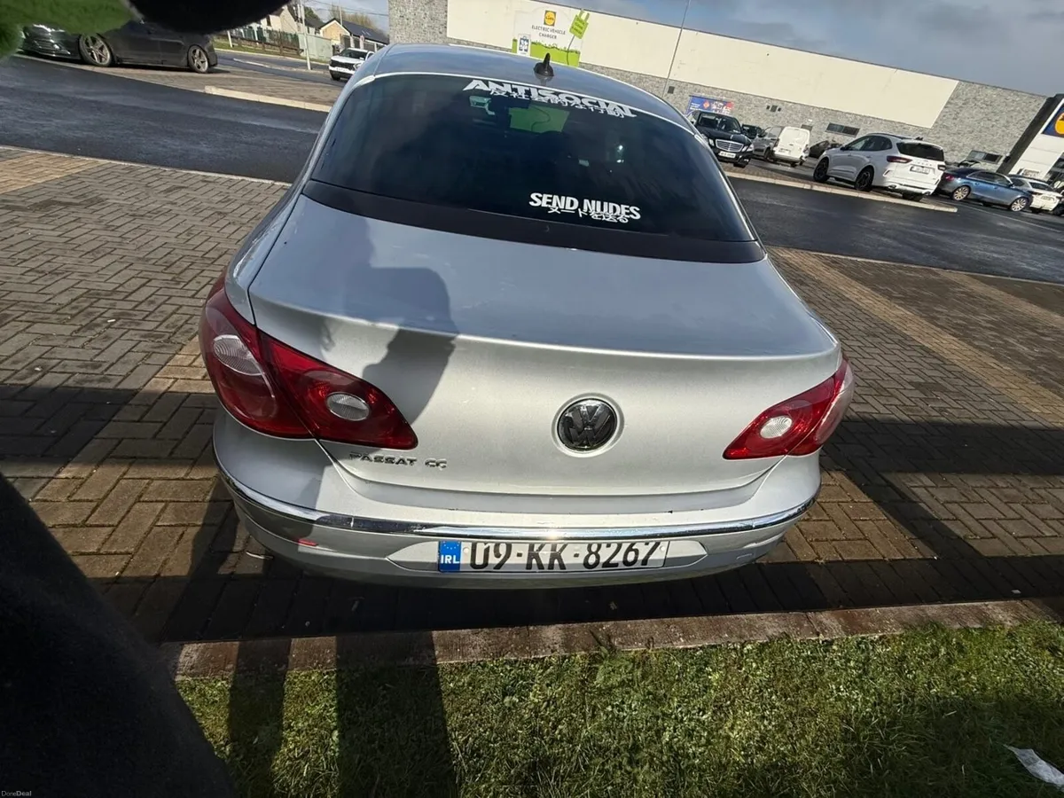 Volkswagen Passat CC - Image 4