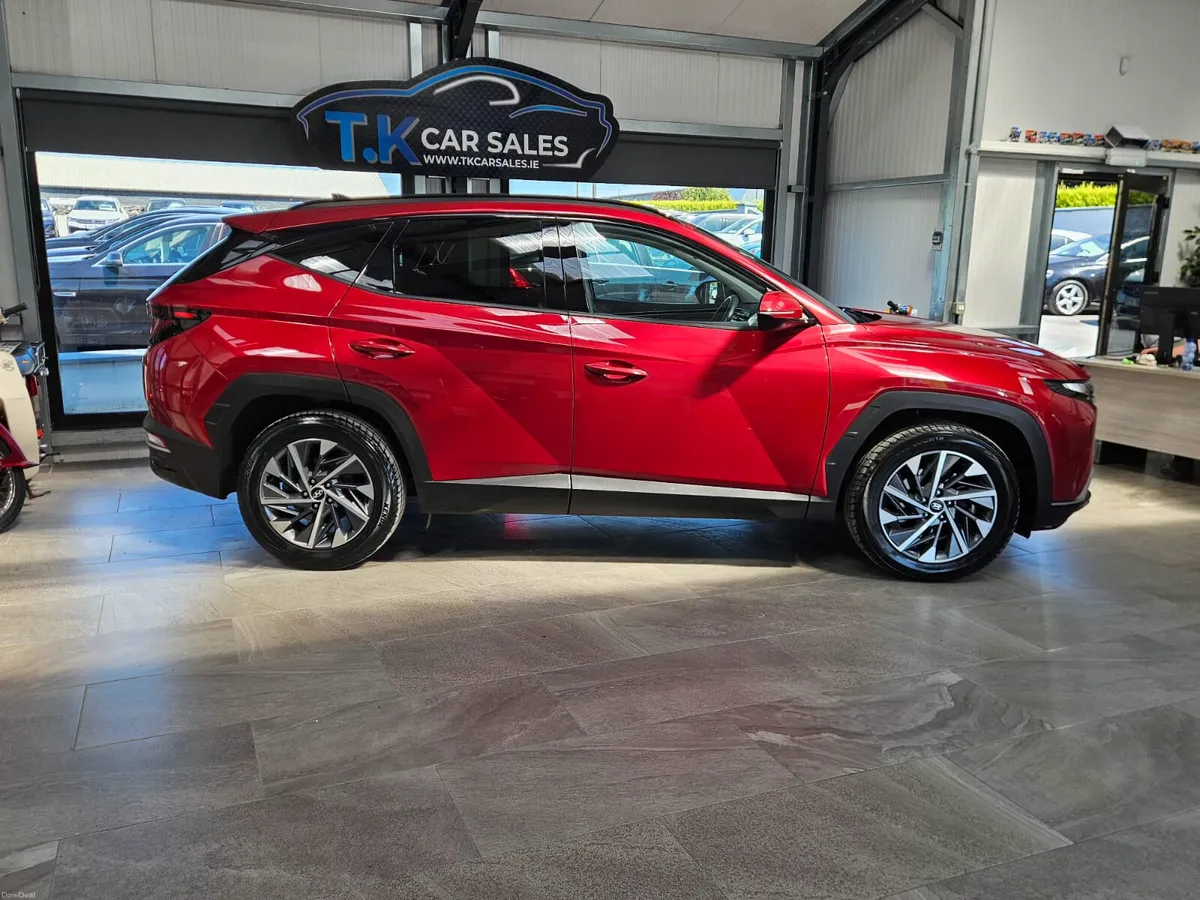 231 HYUNDAI TUCSON EXECUTIVE PLUS - Image 2