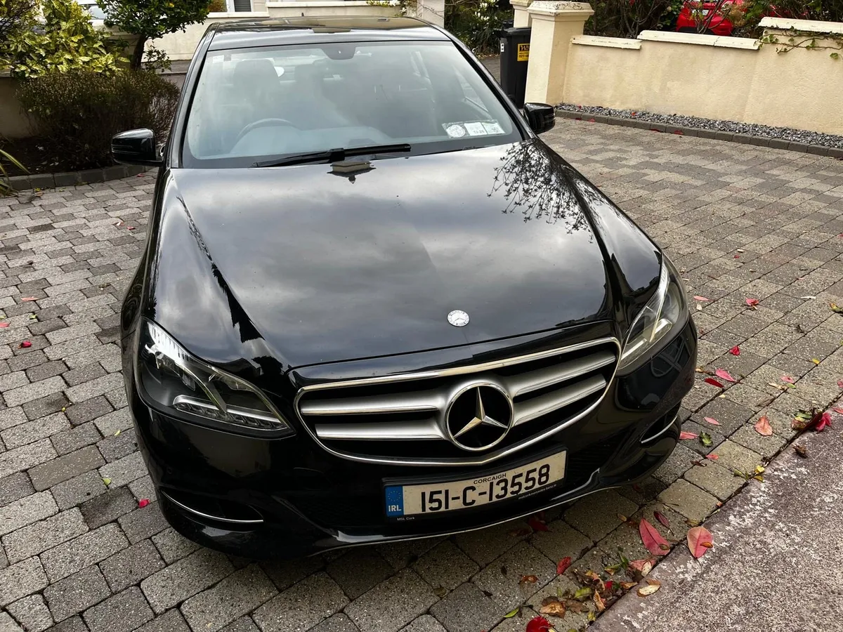 2015 Mercedes E220 BLUETEC Automatic - Image 1