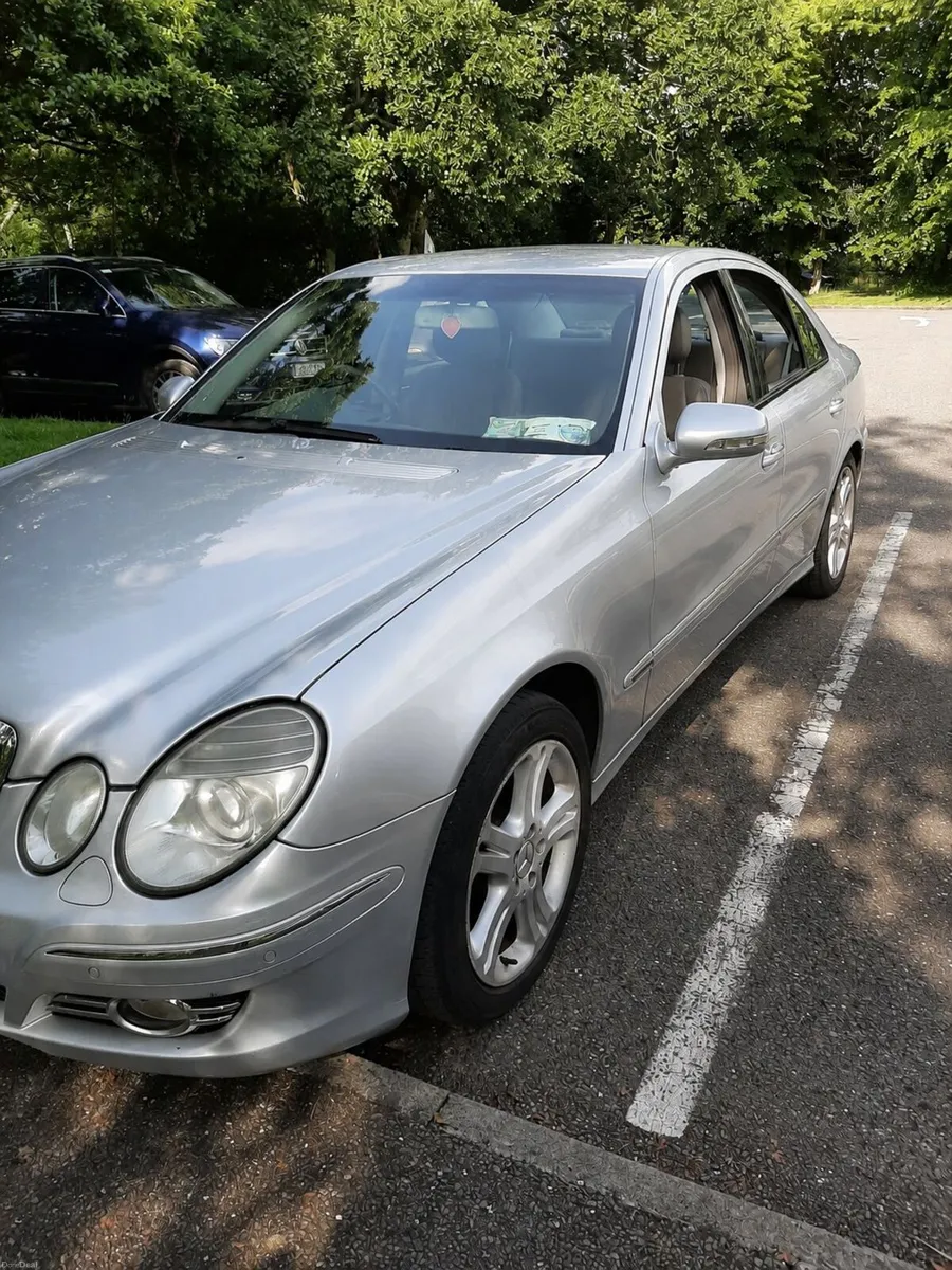Mercedes-Benz E-Class 2007 - Image 3