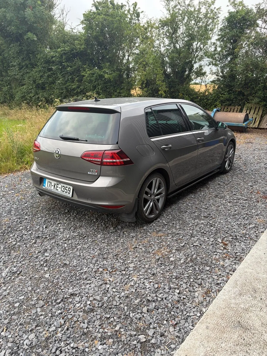 2017 Volkswagen Golf - Image 6