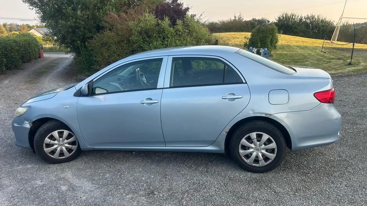 Toyota Corolla 2008 – 1.4 Petrol, Manual - Image 2