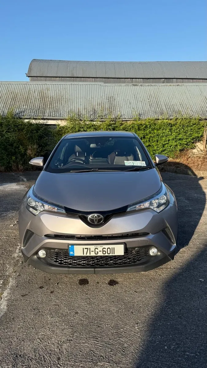 Toyota C-HR 2017 - Image 1