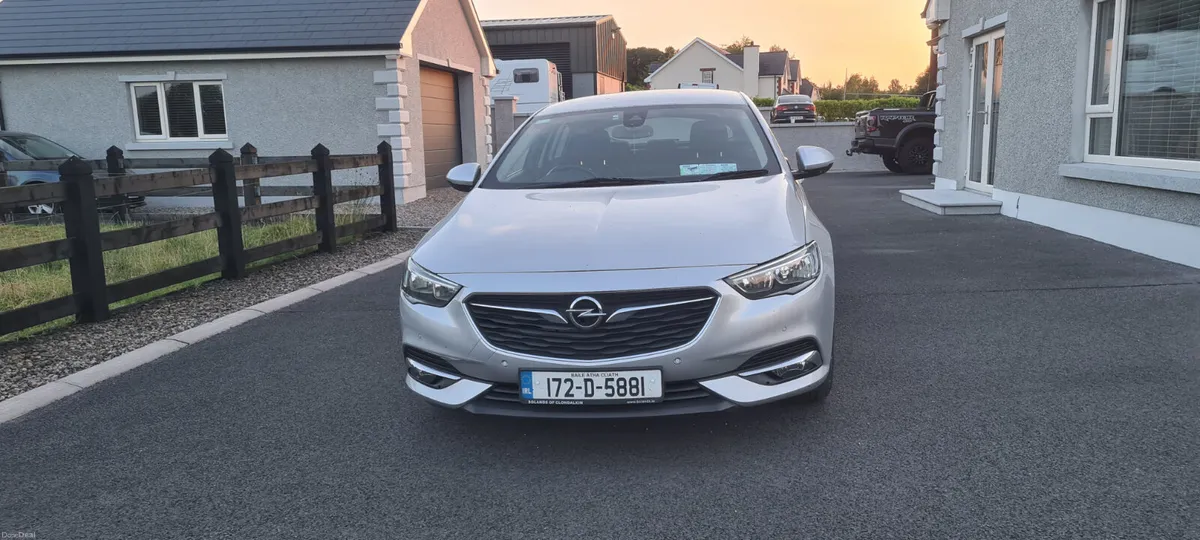 Opel Insignia 2017 - Image 1