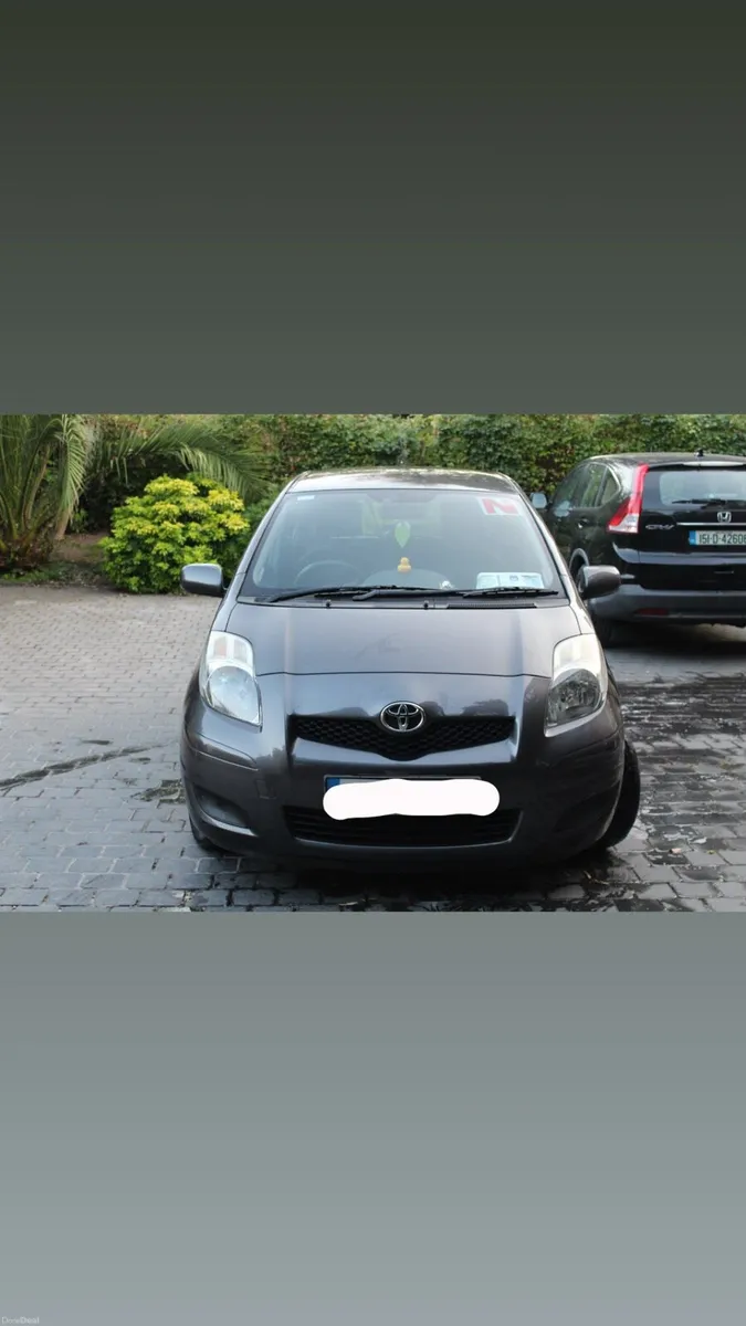 Toyota Yaris - Image 2
