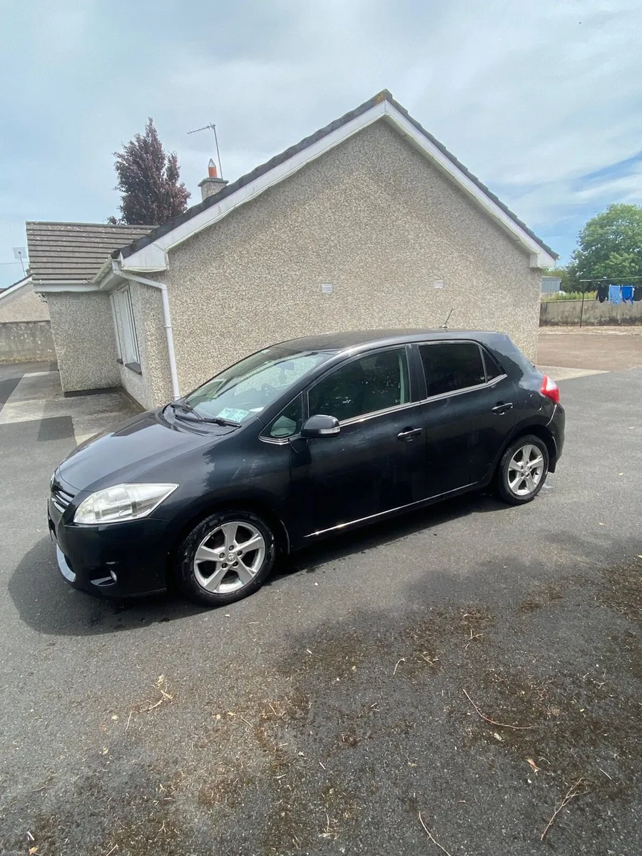 Car - Image 3