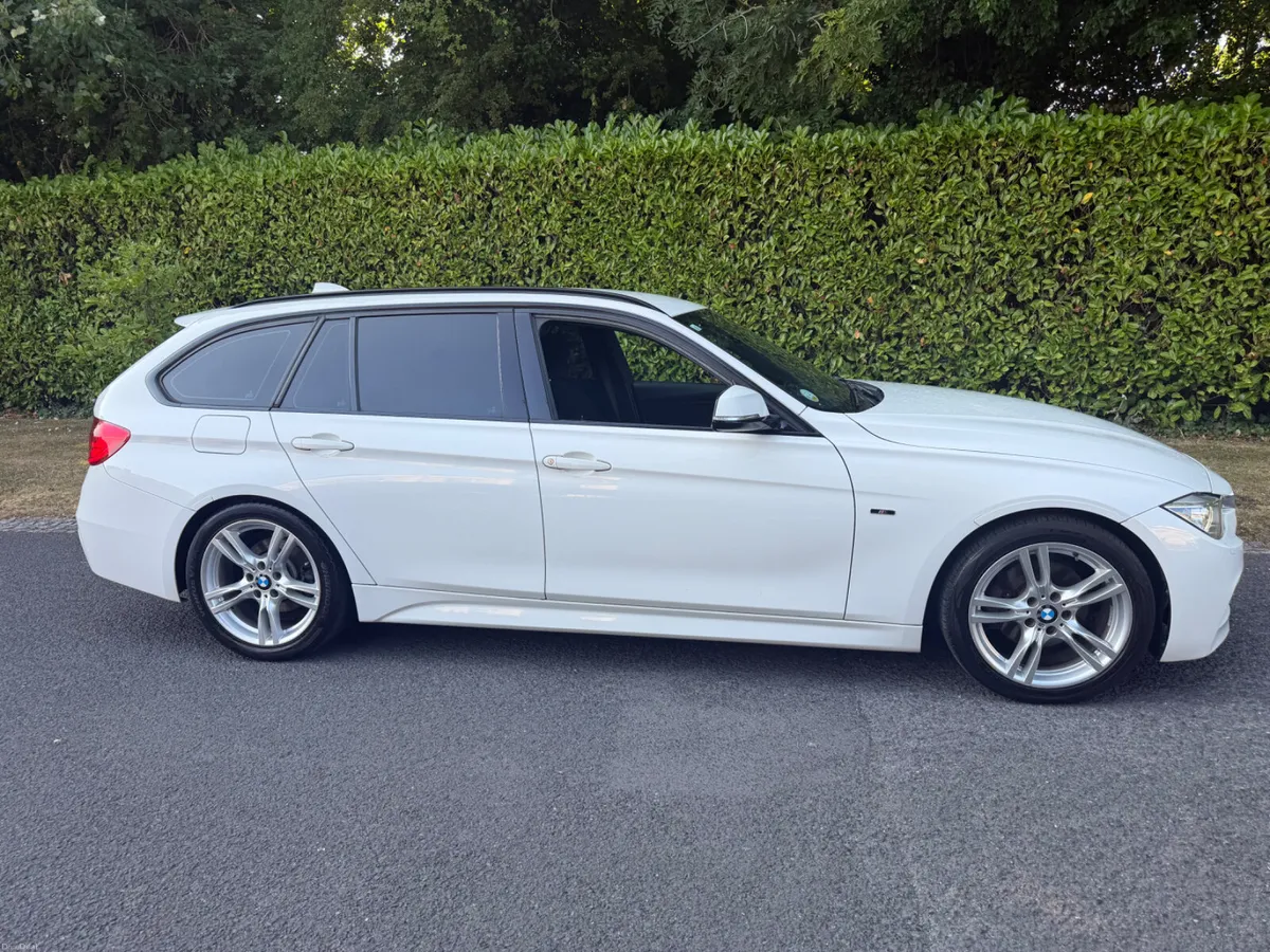 2013 BMW 320d M Sport BluePerformance - Touring - Image 3