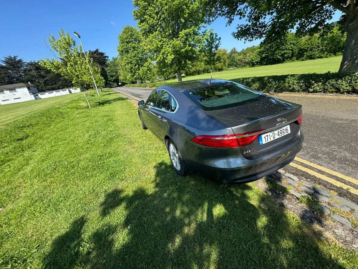 Jaguar XF 2017 - Image 3