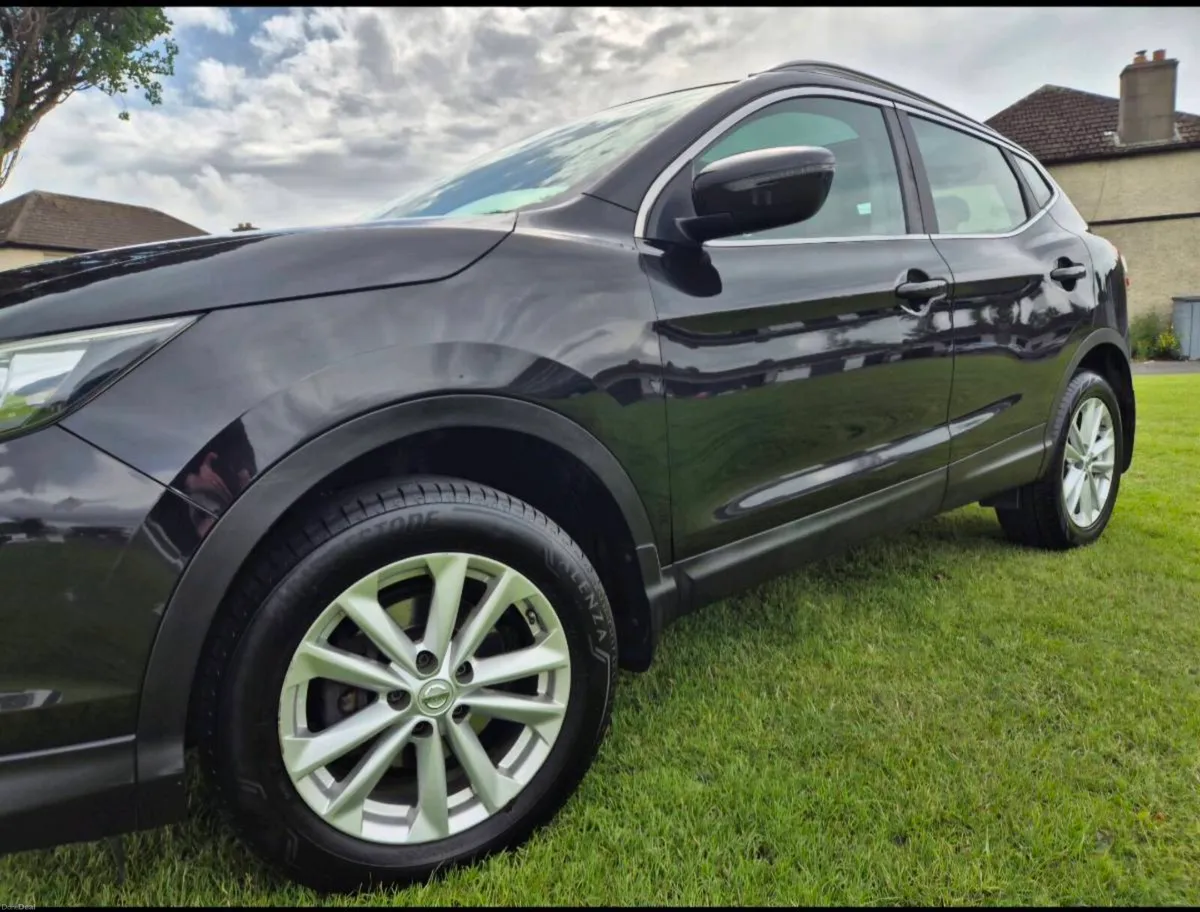 2016 Nissan Qashqai 1.5 dCi – One Owner - Image 4
