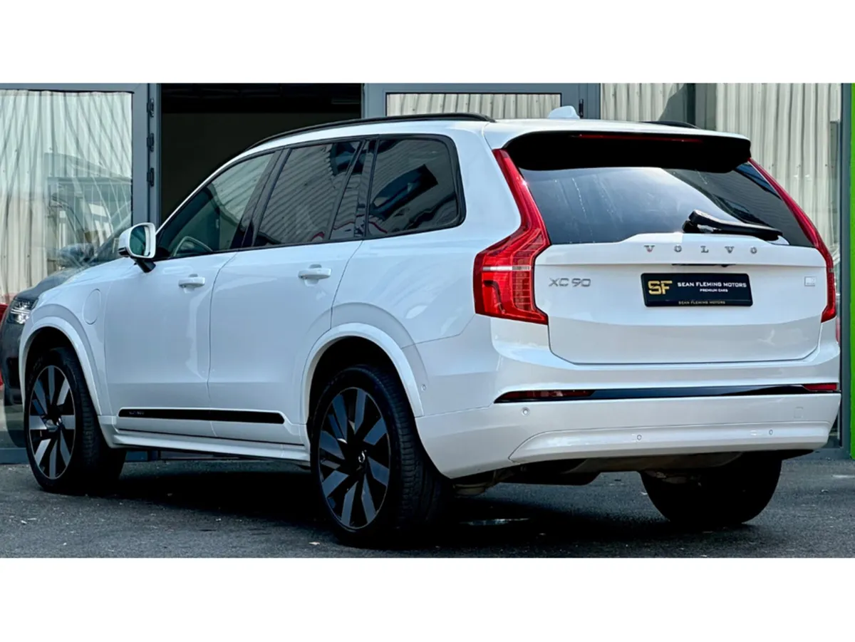 Volvo XC90 ++HIGHEST POSSIBLE SPEC++ ULTIMATE T8 R - Image 4