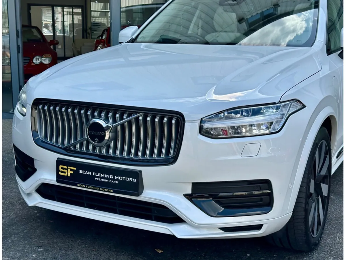 Volvo XC90 ++HIGHEST POSSIBLE SPEC++ ULTIMATE T8 R - Image 5
