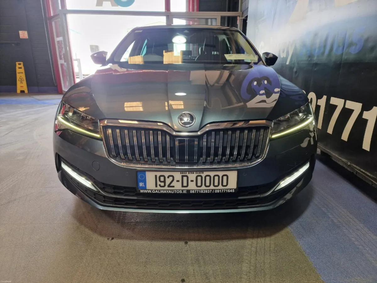 Skoda Superb 1.5 TSI **SAT NAV, FULL LEATHER, FULL - Image 3