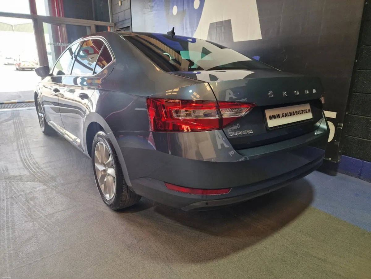 Skoda Superb 1.5 TSI **SAT NAV, FULL LEATHER, FULL - Image 6