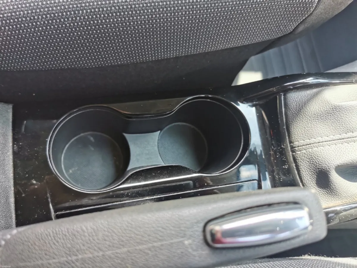 Citroen C3 Aircross FLAIR PURETECH 130 - Image 3