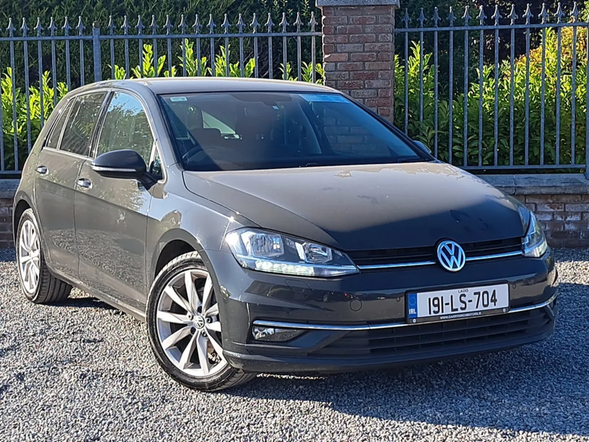Volkswagen Golf Highline Model 1.6 Diesel 1 owner - Image 1