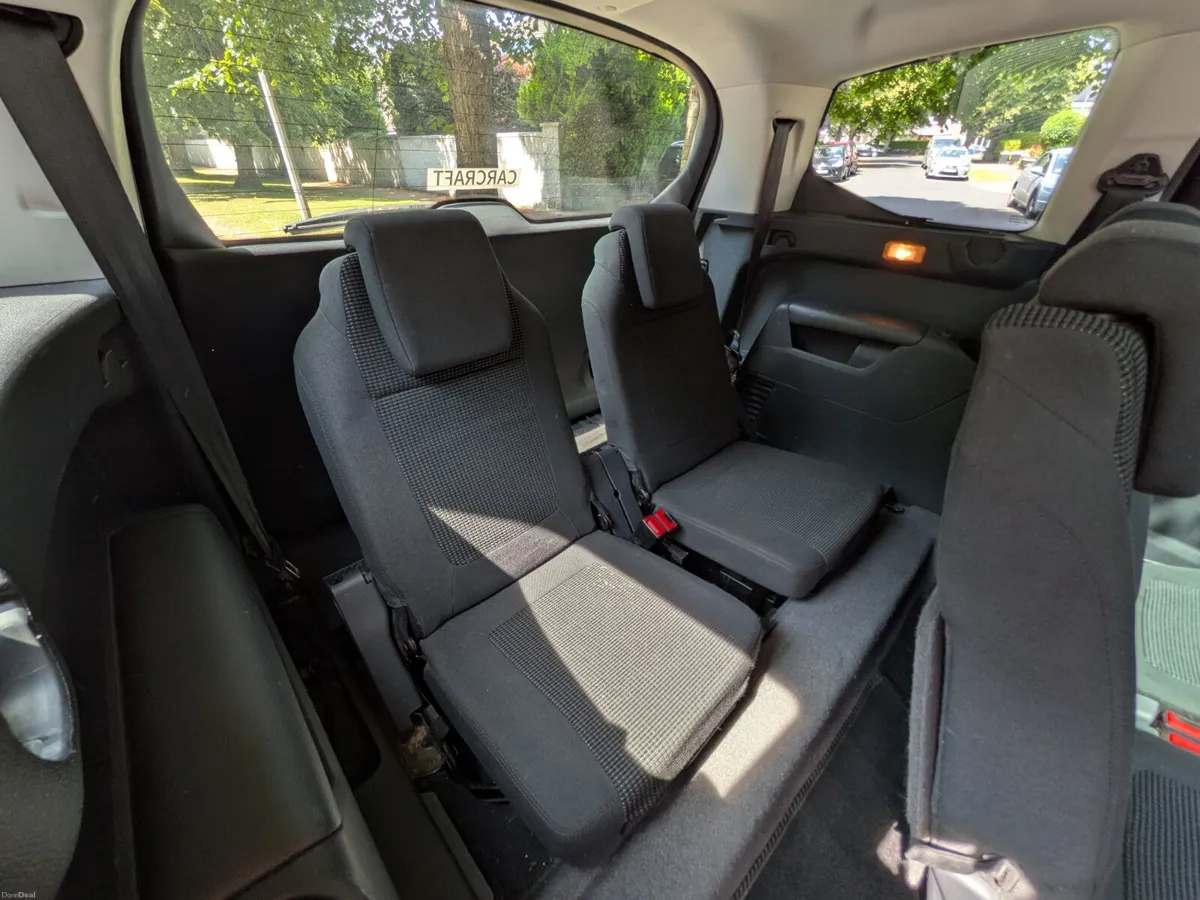 2016 Peugeot 5008 ***NCT 05/27 and Tax 09/26*** - Image 6