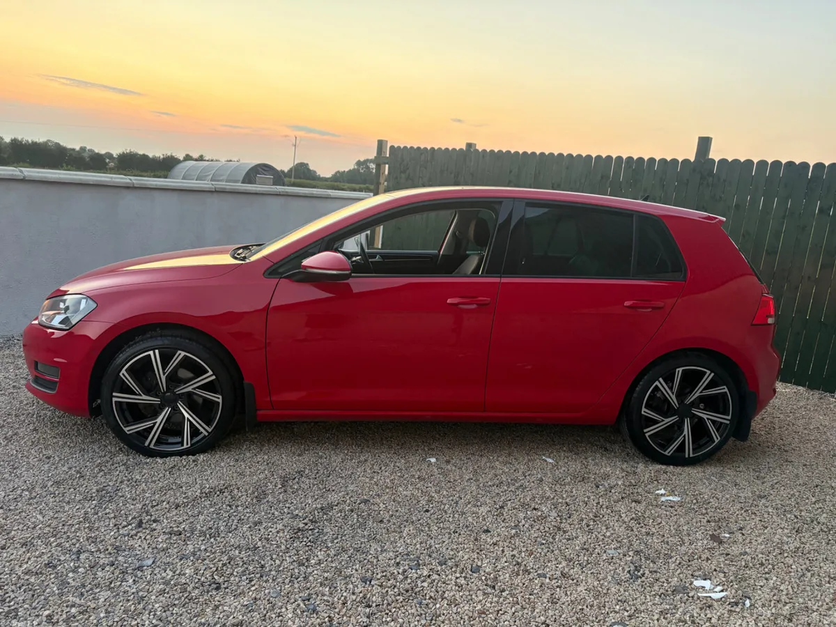 Volkswagen Golf Highline - Image 2
