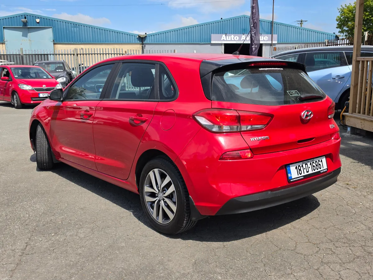 181 HYUNDAI i30 *1.6d*AUTO*DELUXE* - Image 4