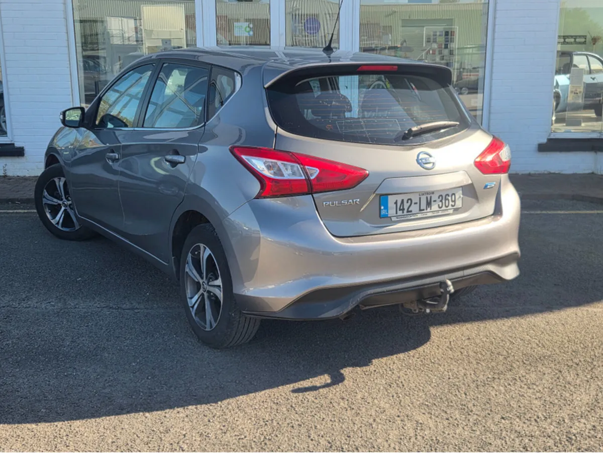 Nissan Pulsar 2014 - Image 2