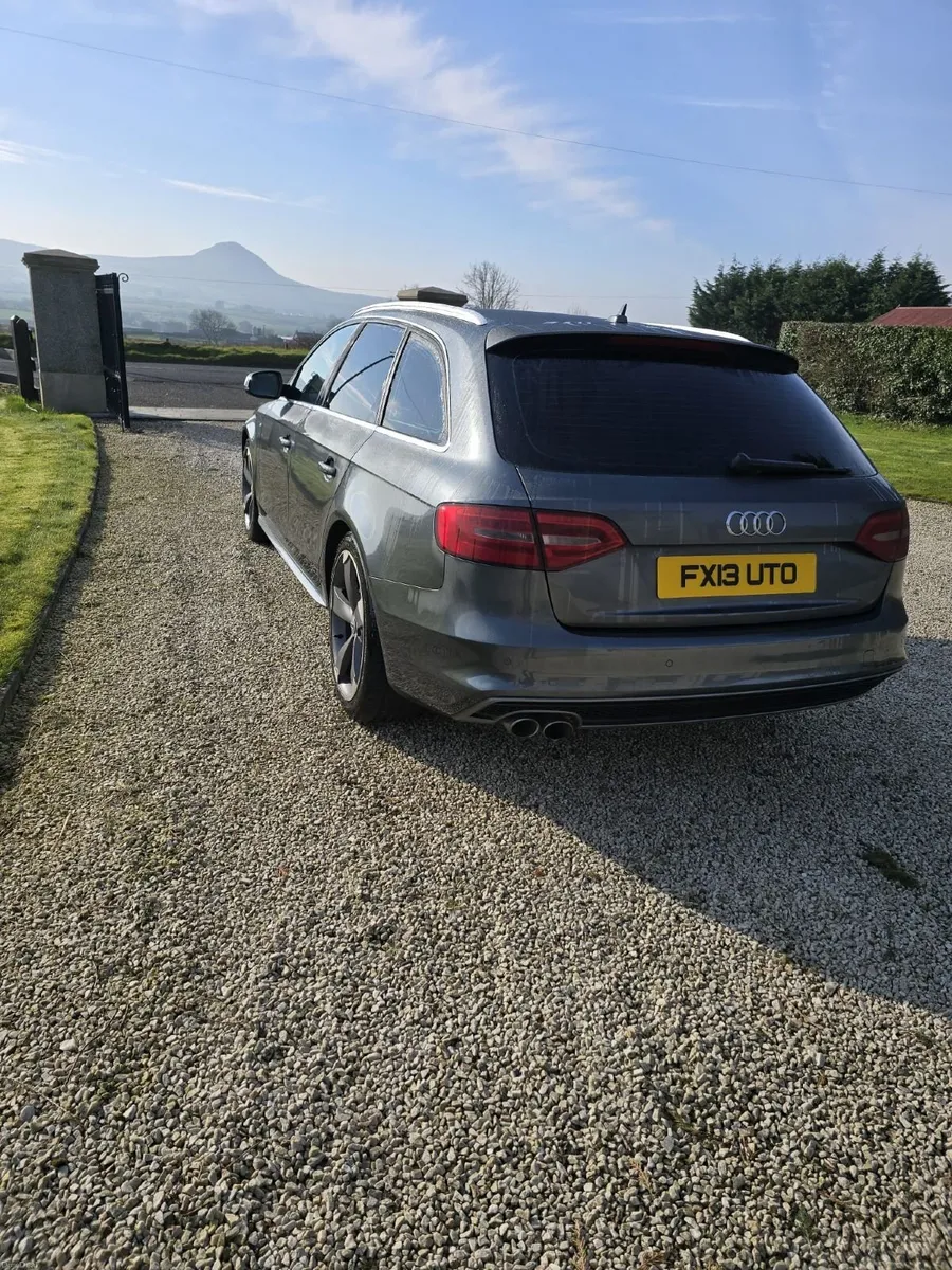 Audi A4 - Image 2