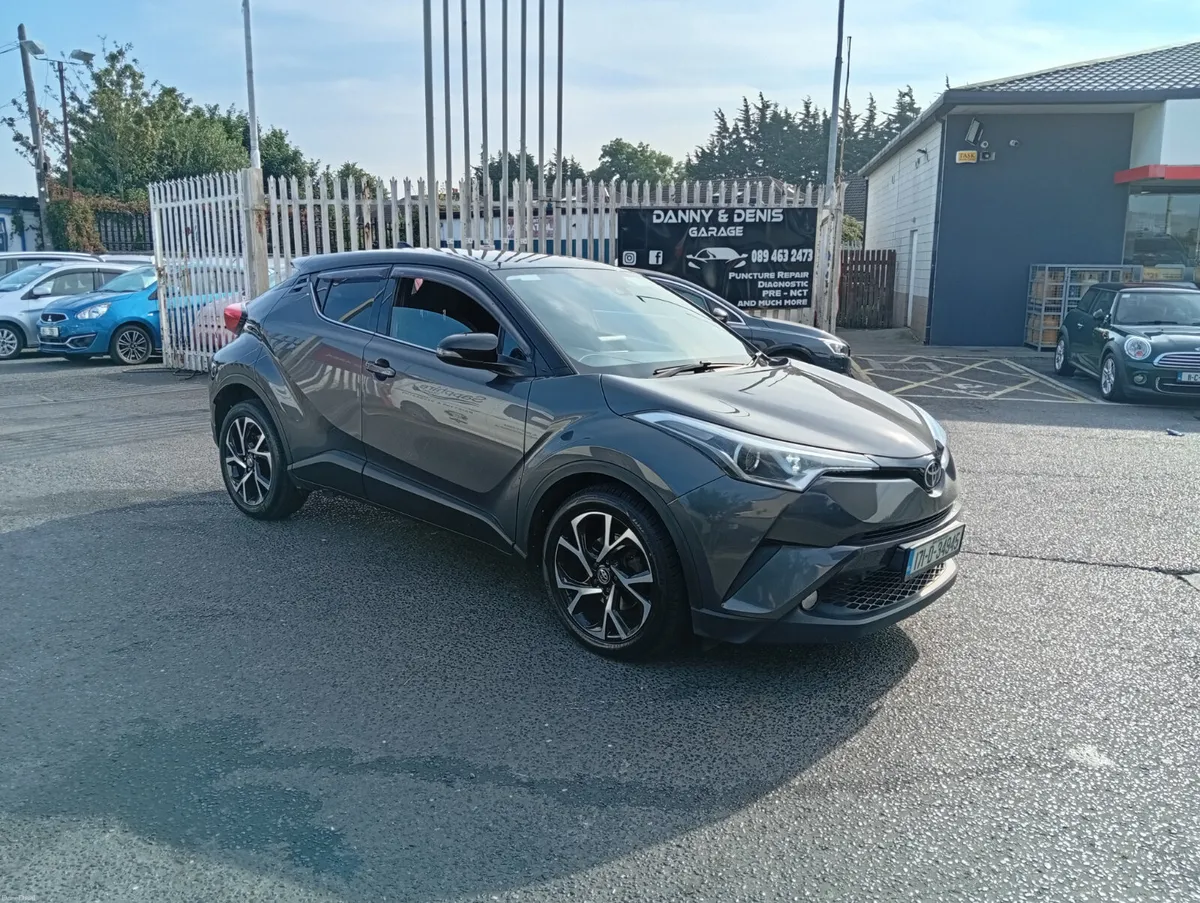 Toyota C-HR 2017 Luna sport - Image 1