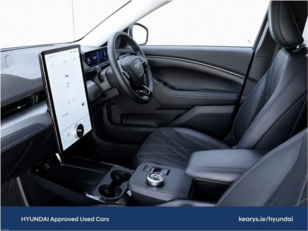 Ford Mustang Mach-E 70kWh (75kWh) Standard Range R - Image 5