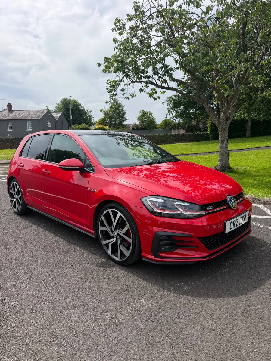 Volkswagen Golf GTI - Image 3