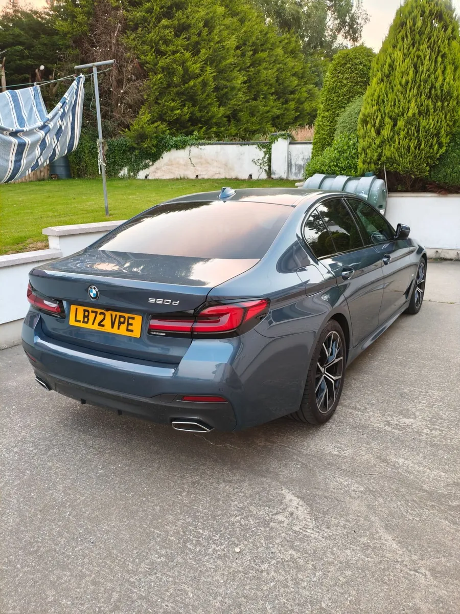BMW 5-Series 2022 MHEV M Sport - Image 3