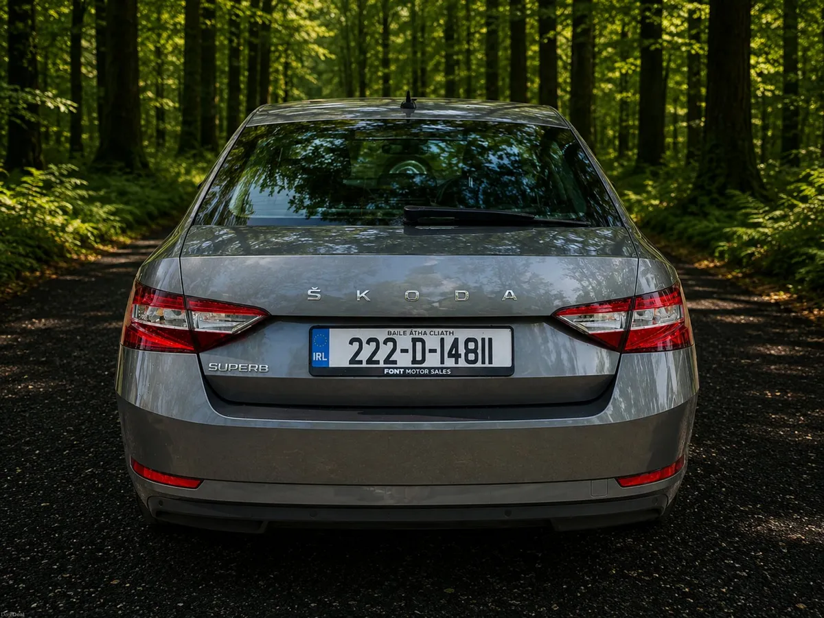 222 SKODA SUPERB 2.0TDI 150 AMBITION == AUTO DSG = - Image 5