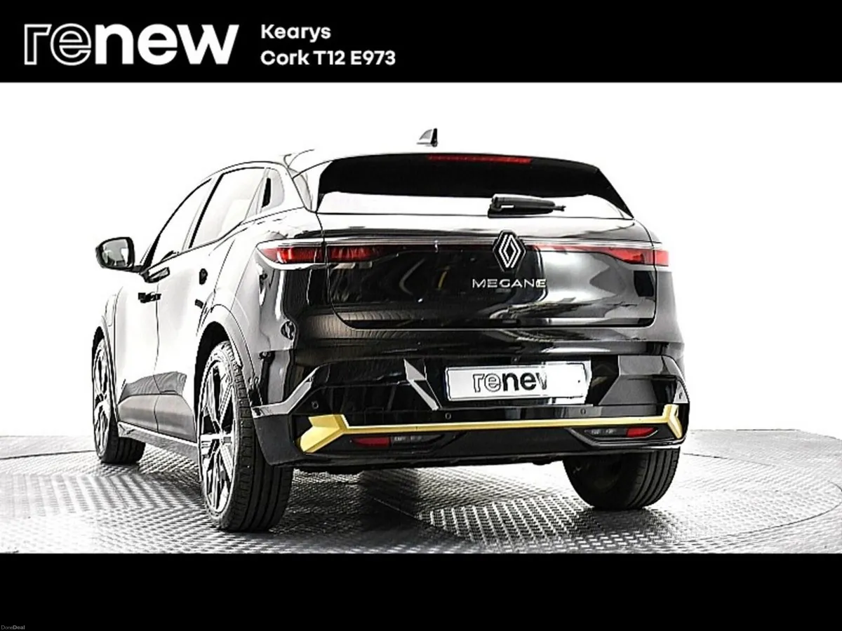 Renault Megane E-Tech EV60 220hp Launch Edition - Image 3