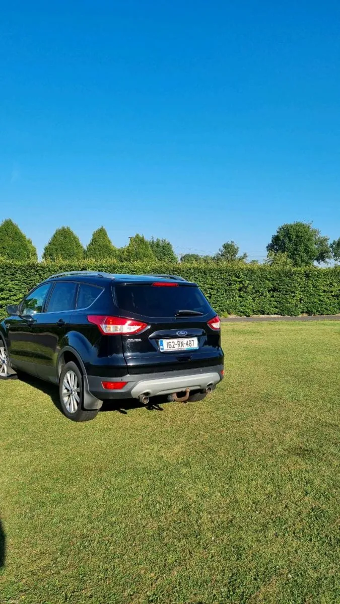 Ford Kuga 2.0 Auto AWD Titanium - Image 3