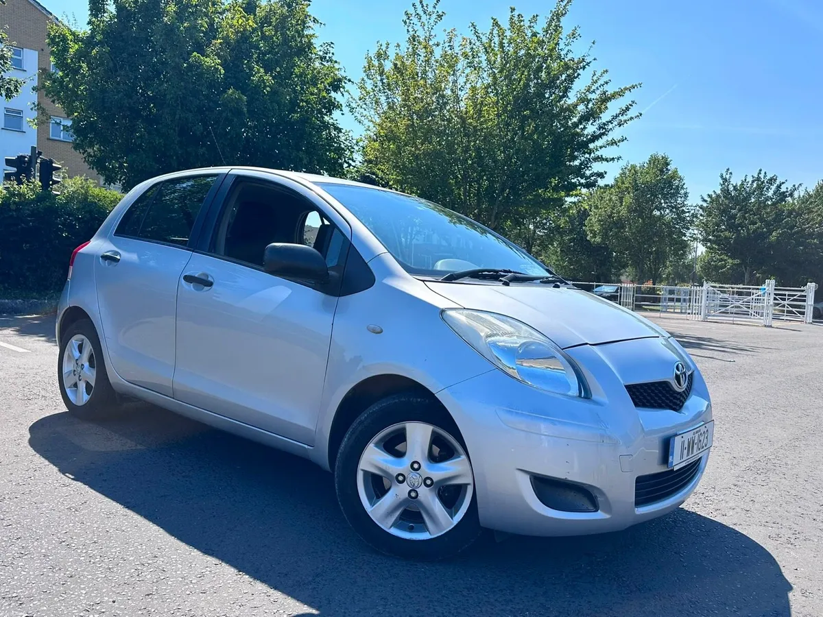 Toyota yaris 2011 1.0L - Image 4
