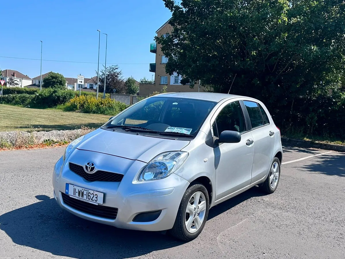 Toyota yaris 2011 1.0L - Image 2