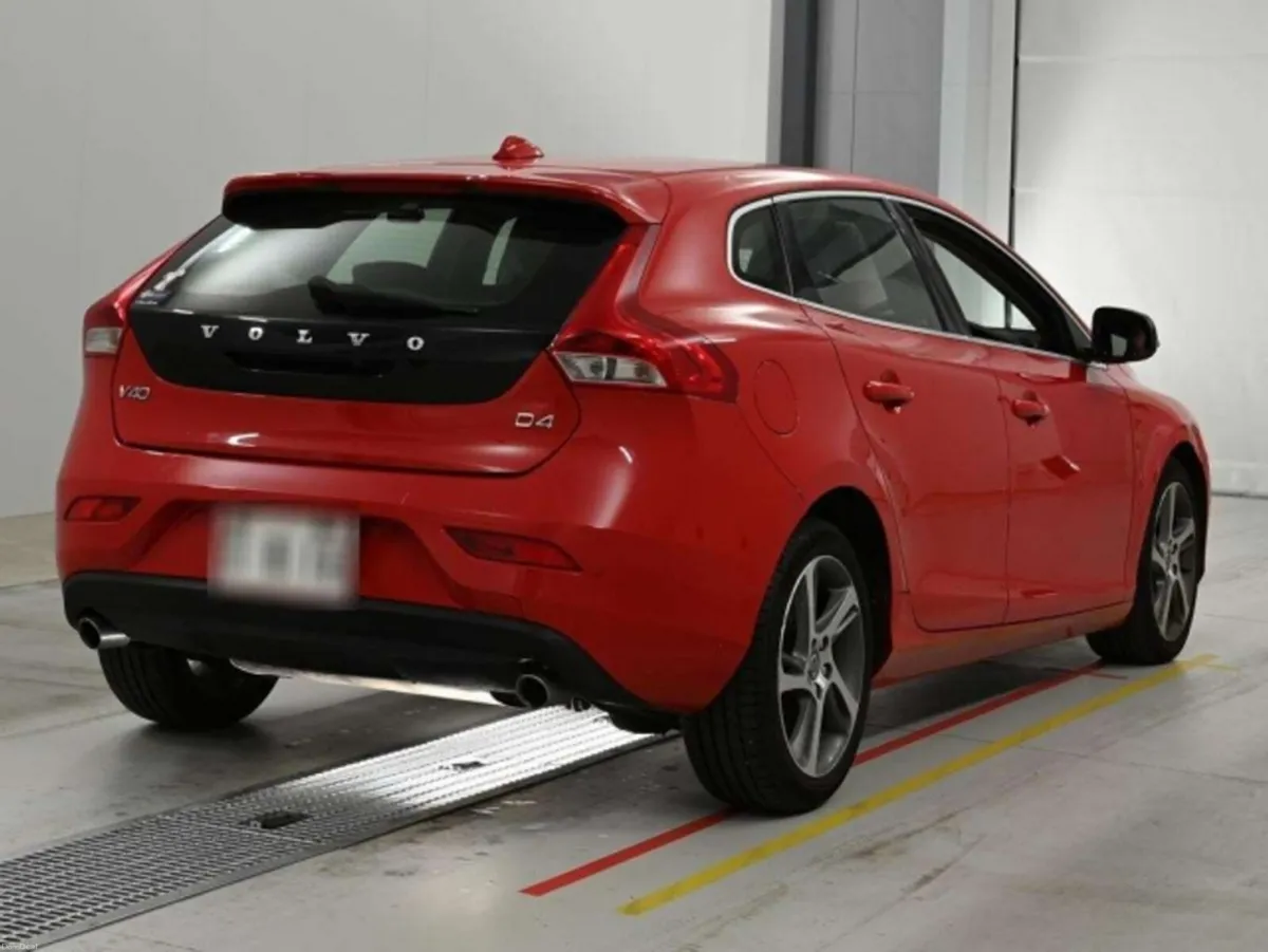 Volvo V40 COMING SOON - Image 2
