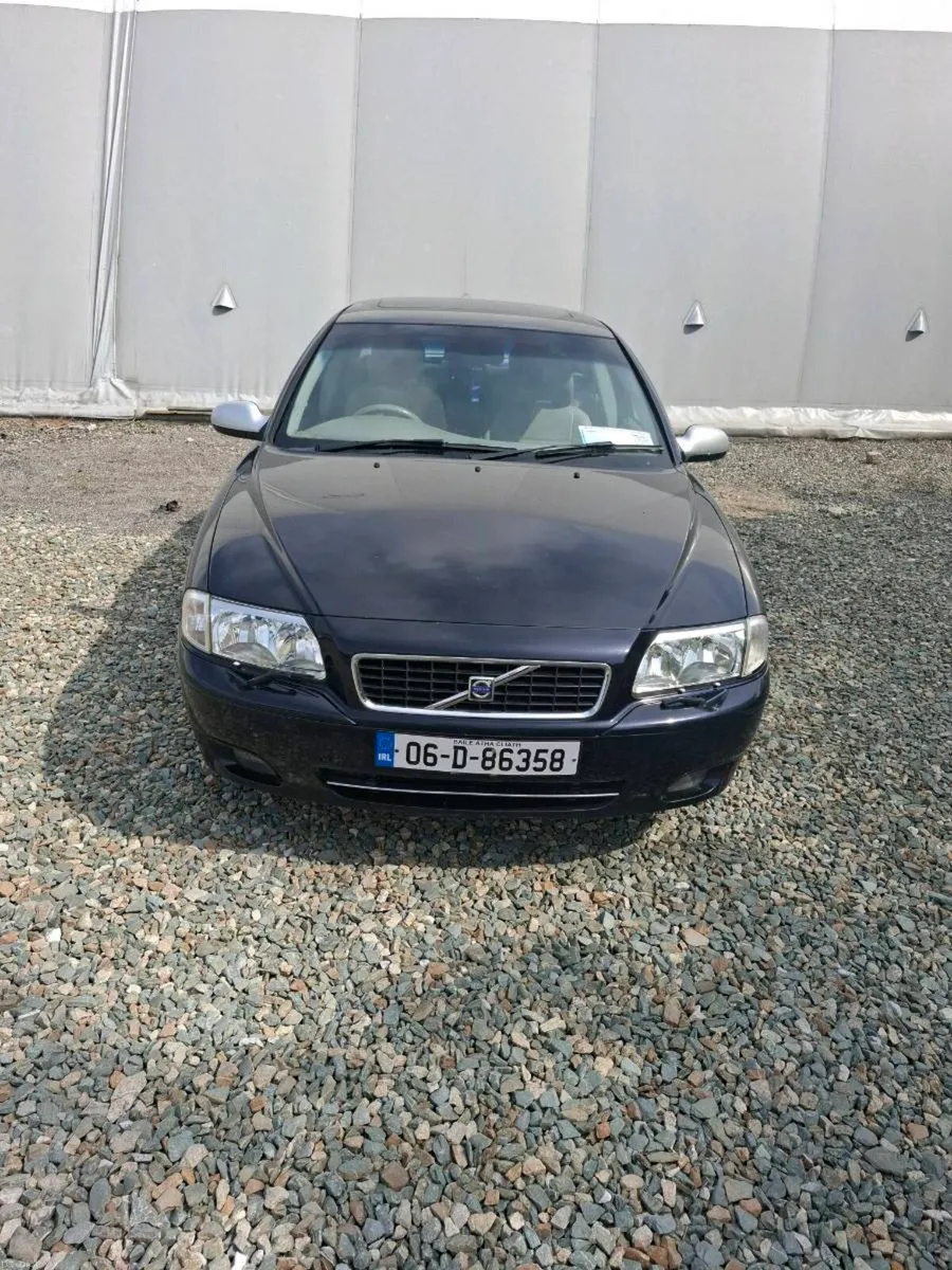 Car - Image 3