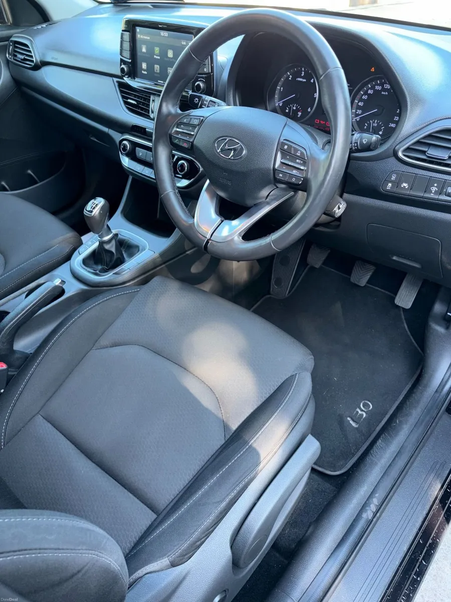 Hyundai i30 2020 "Fastback" CRDi 1.6 Diesel - Image 6
