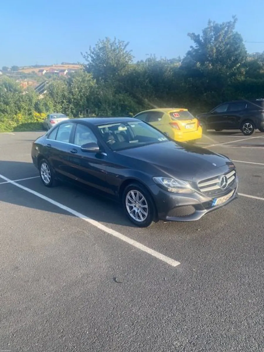 Mercedes-Benz C-Class 2017 - Image 2