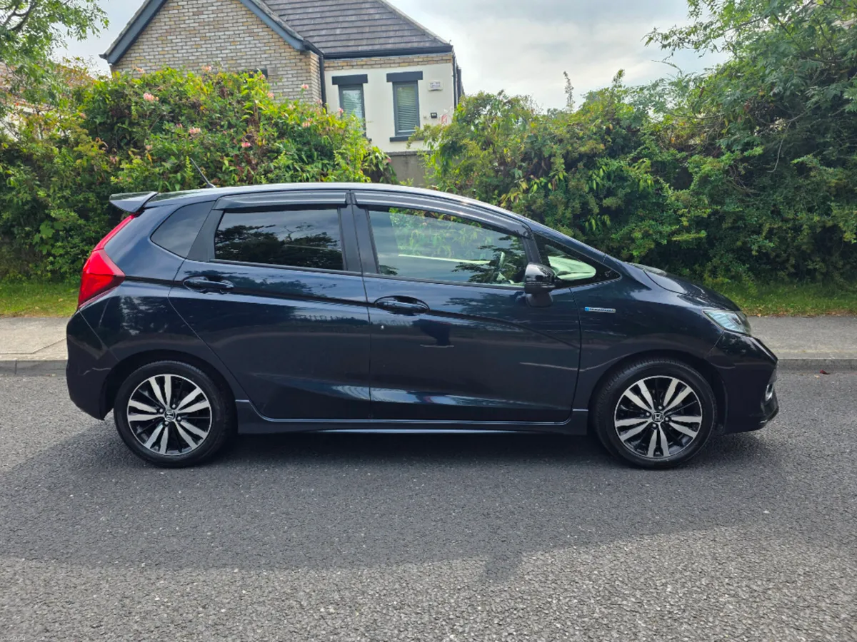 Honda Fit Hybrid 5DR Auto - Image 2
