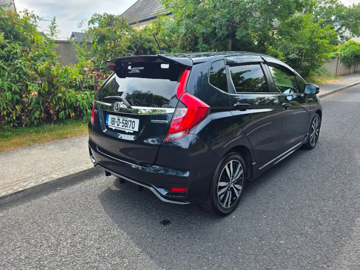 Honda Fit Hybrid 5DR Auto - Image 3