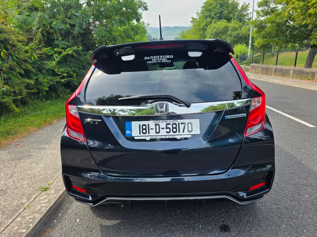 Honda Fit Hybrid 5DR Auto - Image 4