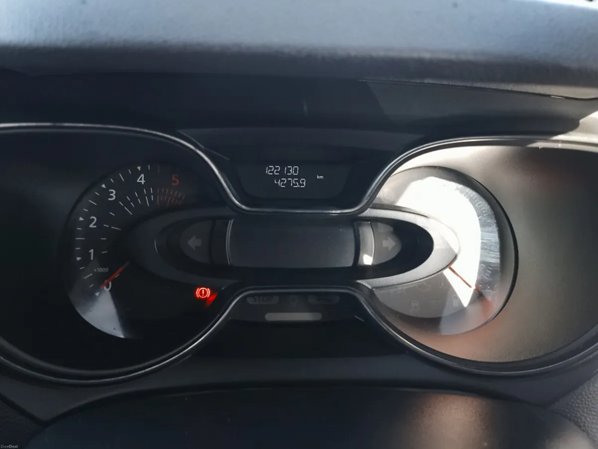 Renault Captur Play DCI 90 MY18 5DR - Image 5