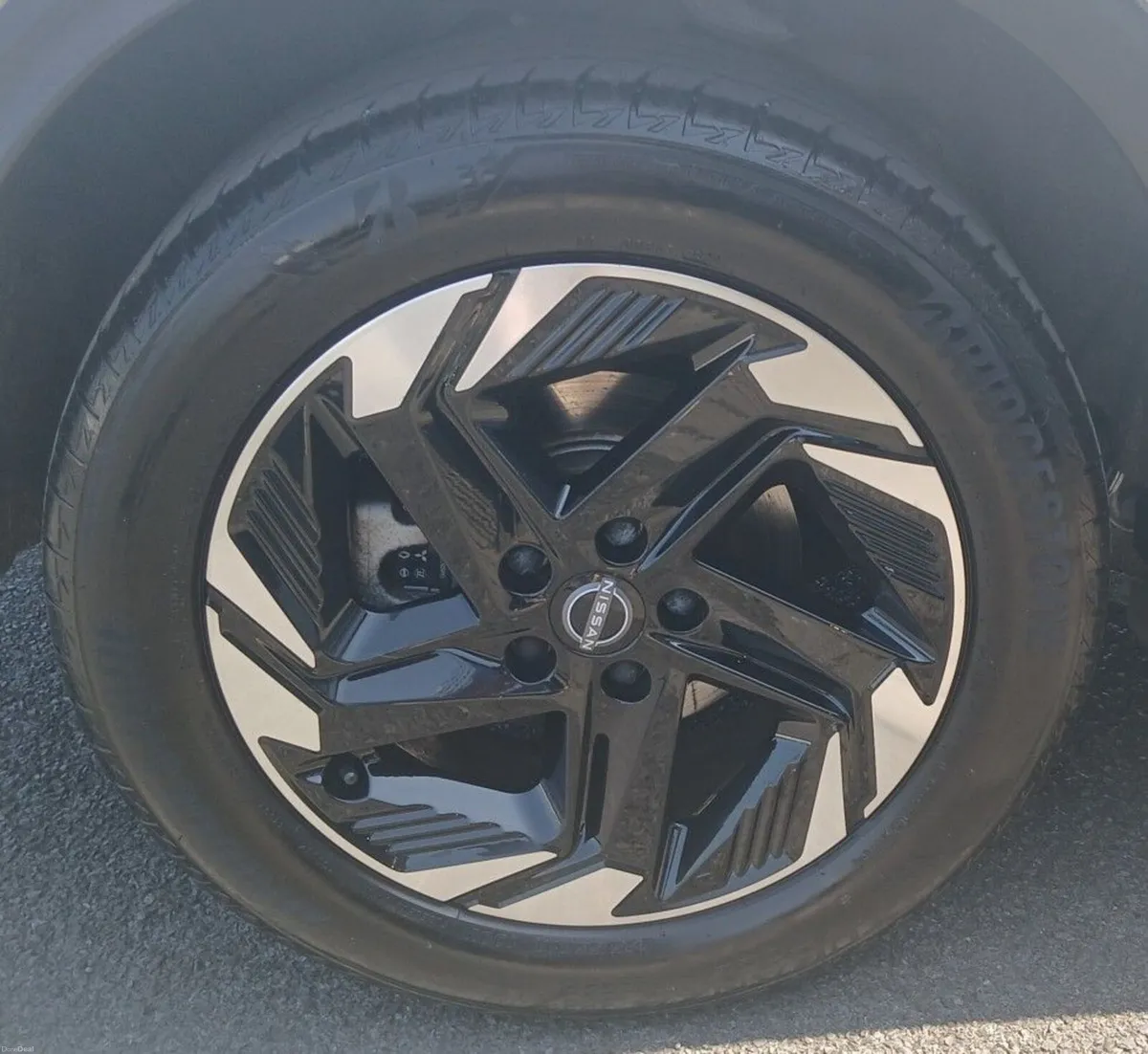 Nissan Qashqai ePOWER QASHQAI SV PREMIUM **AUTOMAT - Image 4