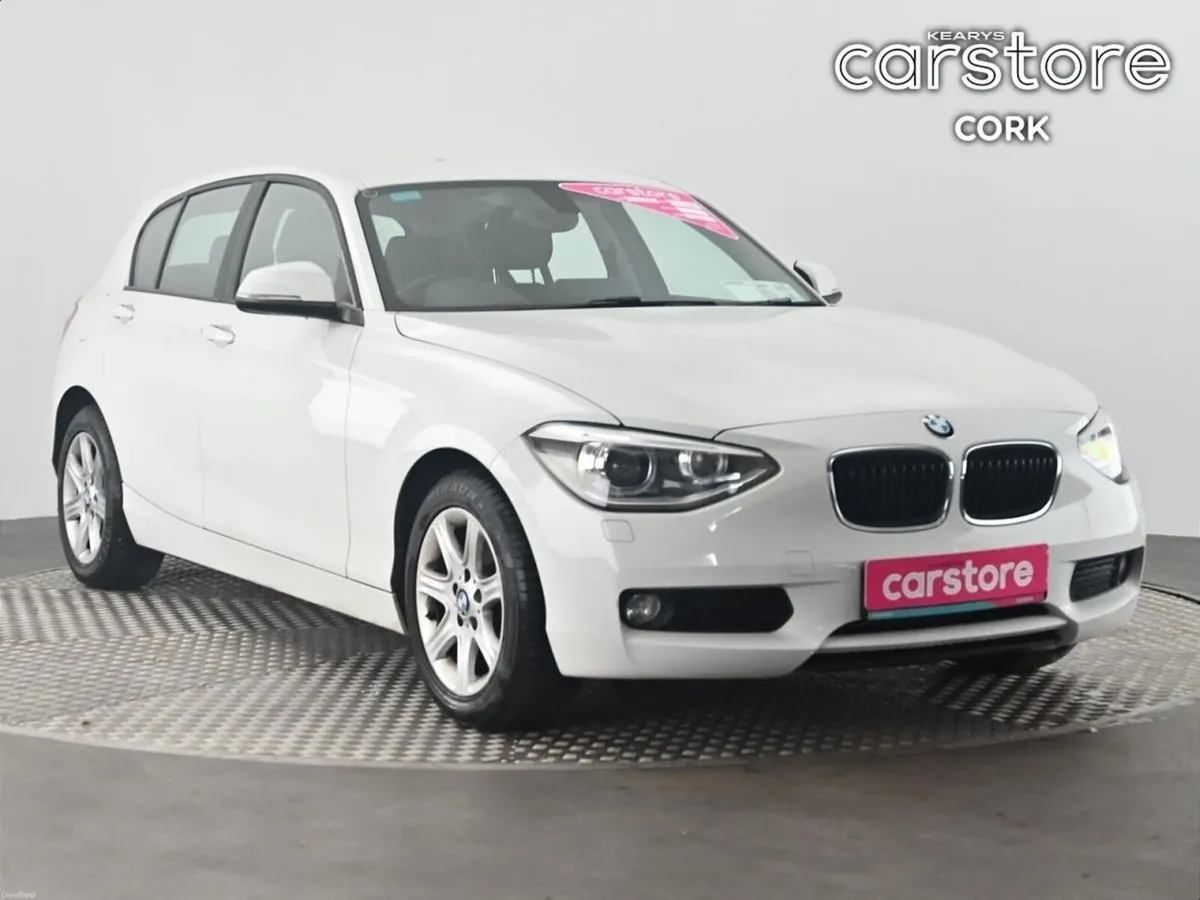 BMW 1-Series 116i ES Auto - Image 1