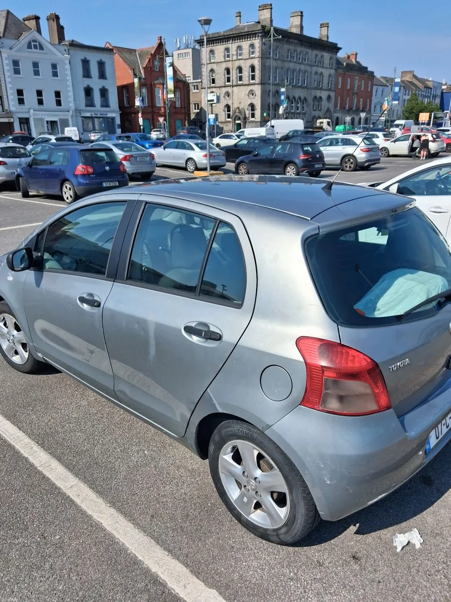Toyota Yaris 2007 - Image 4