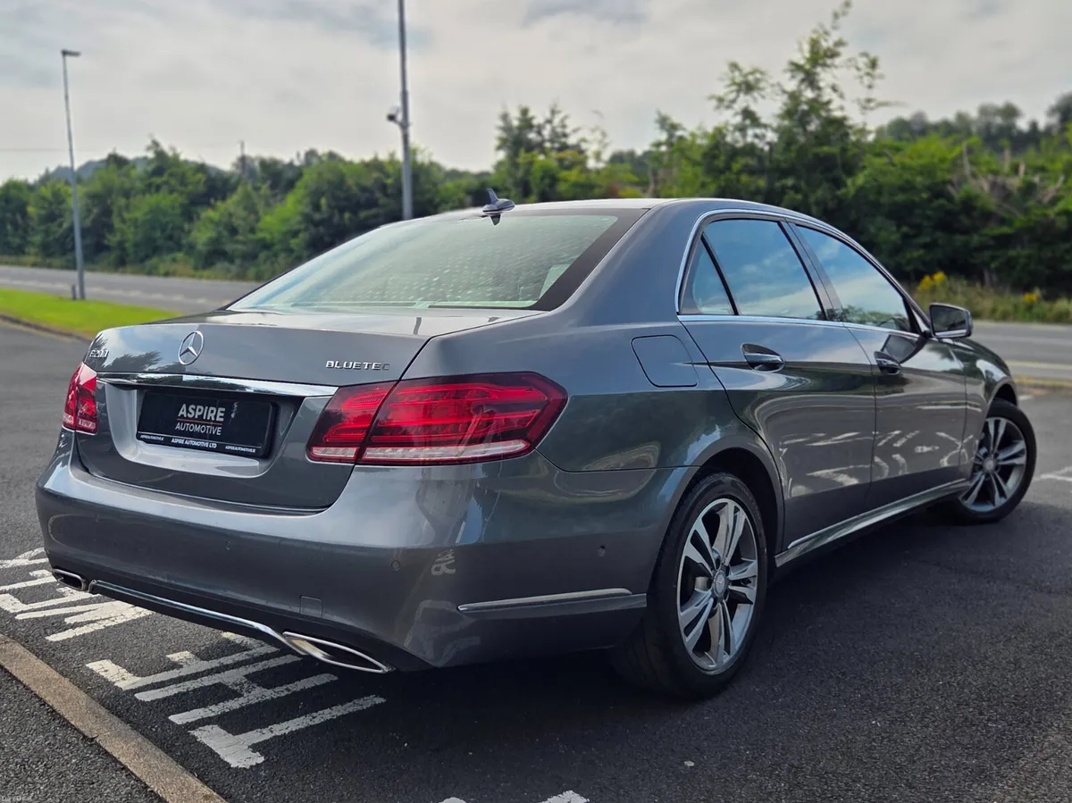 **One Owner- 148kms** Mercedes-Benz E-Class - Image 2