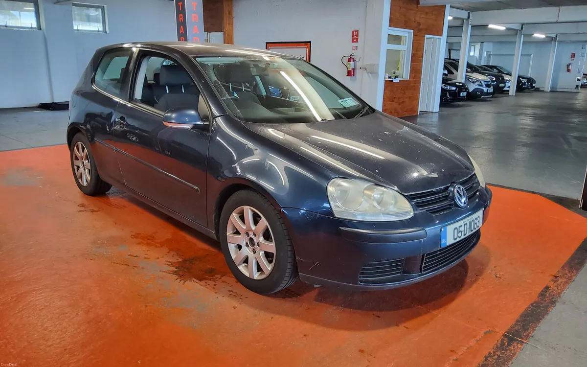 Volkswagen Golf 2005 - Image 1