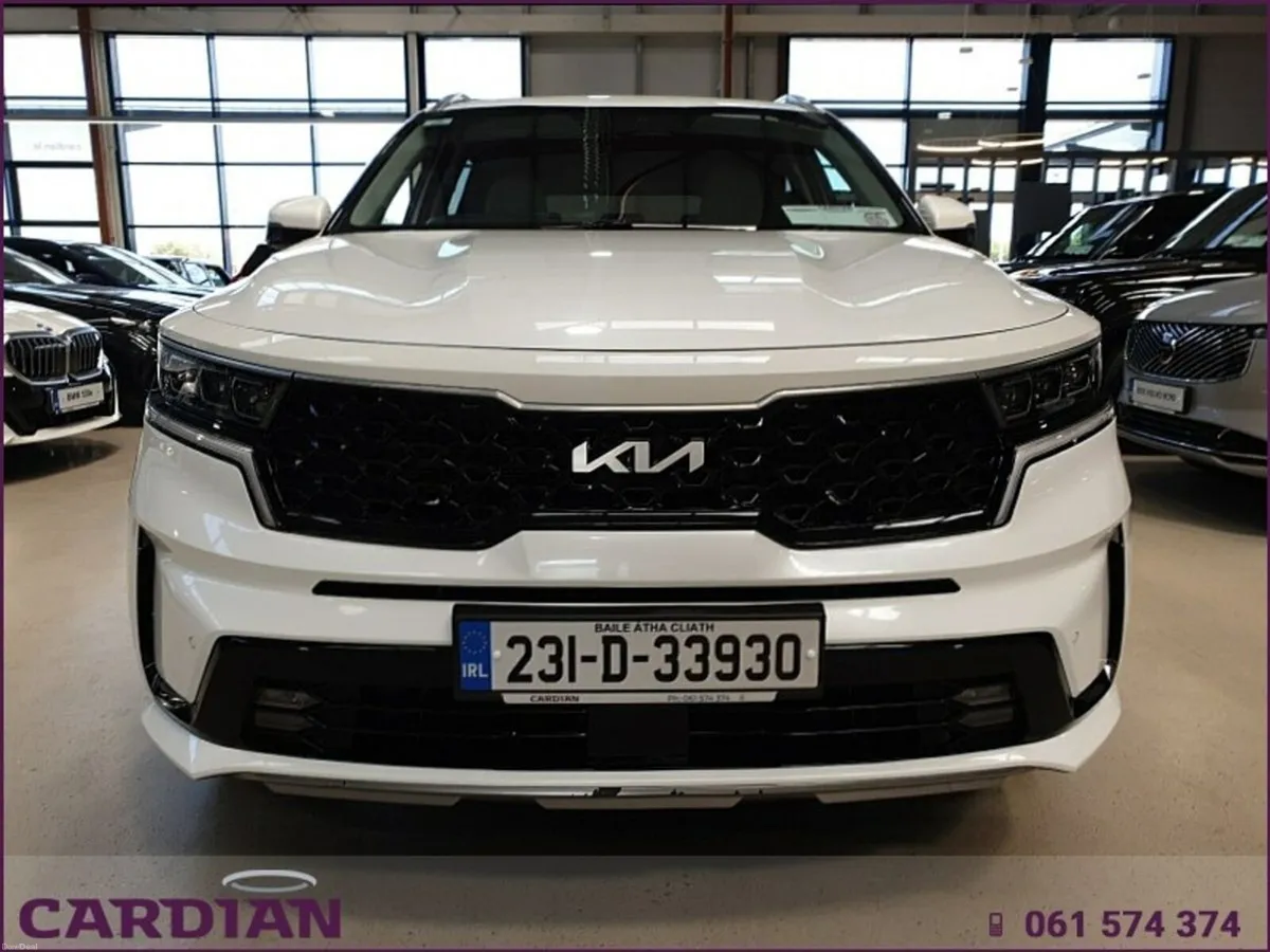 Kia Sorento 2.2 K3 4X2 Diesel 7 seats - Image 2