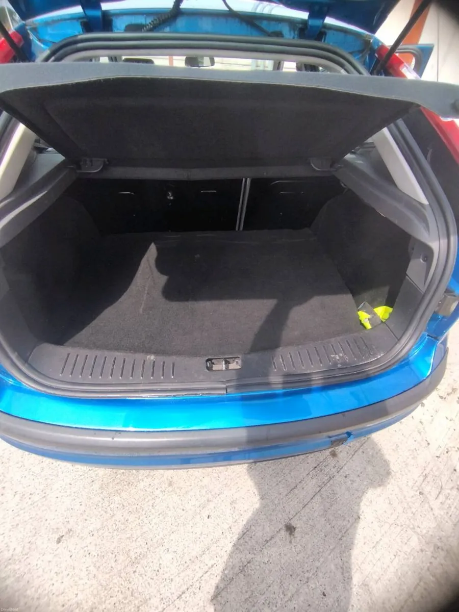 Ford focus - Image 4